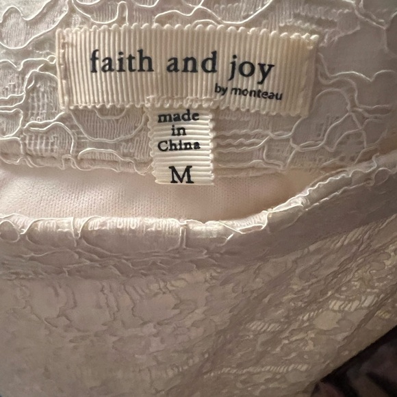 The perfect spring skirt - Picture 2 of 4